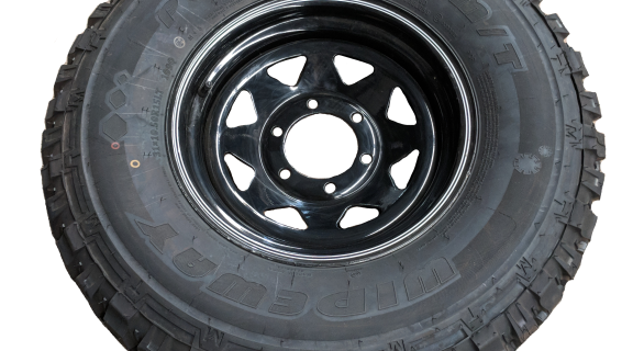 Complete 15″ Landcruiser 6 Stud Trailer Rim & Tyre – Black – 31X10.5 M/T 10ply