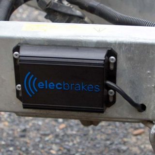 HQ Full Kit Elecbrakes Electric Bluetooth Brake Controller with Remote Trailers